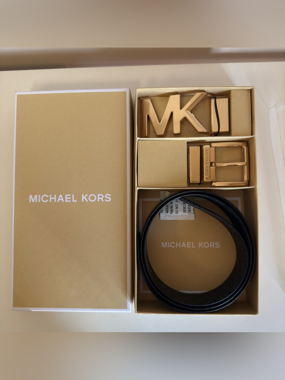 Michael Kors women’s belt Medium size 558732